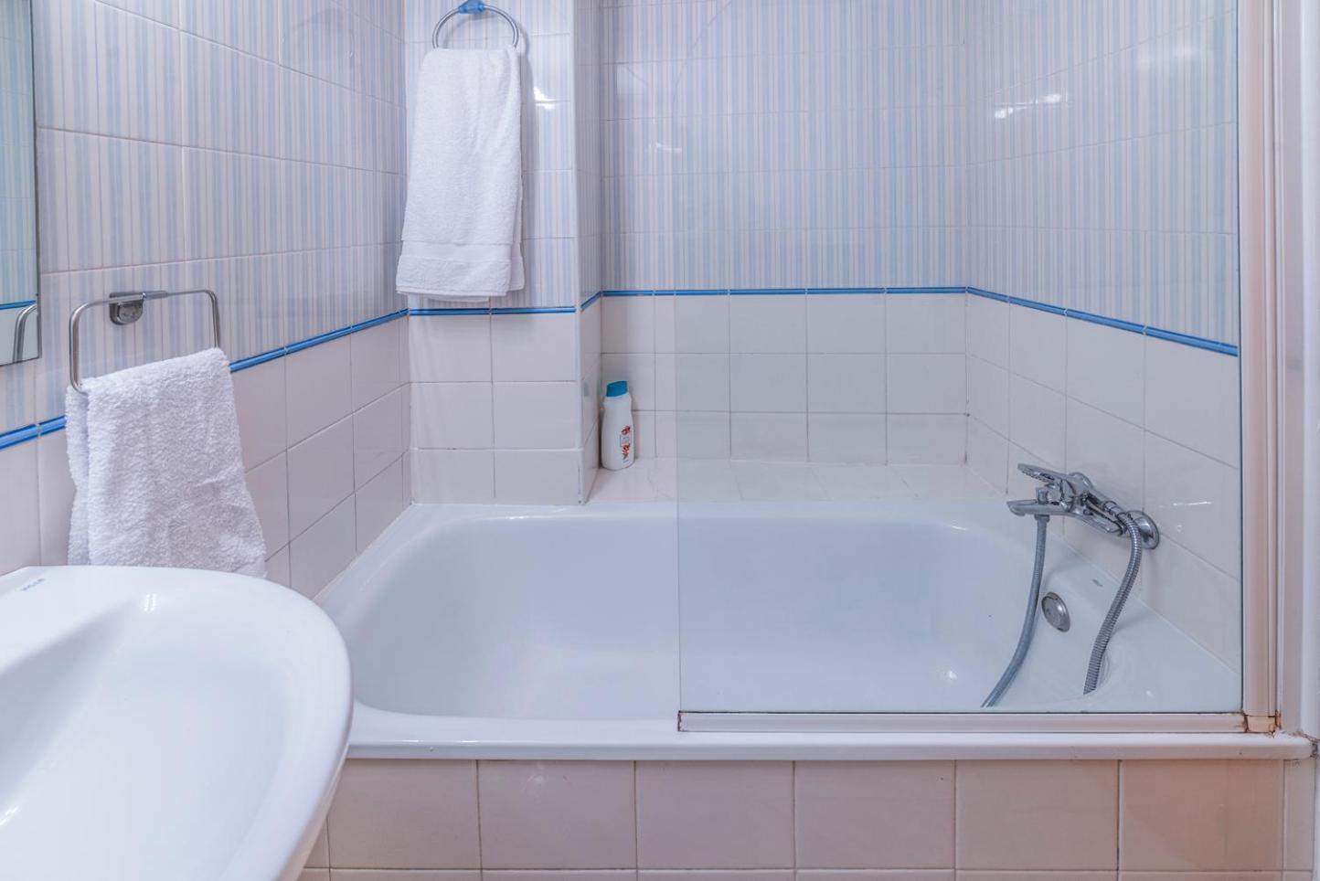 Apartamento Aires De Triana Riverside Sevilla